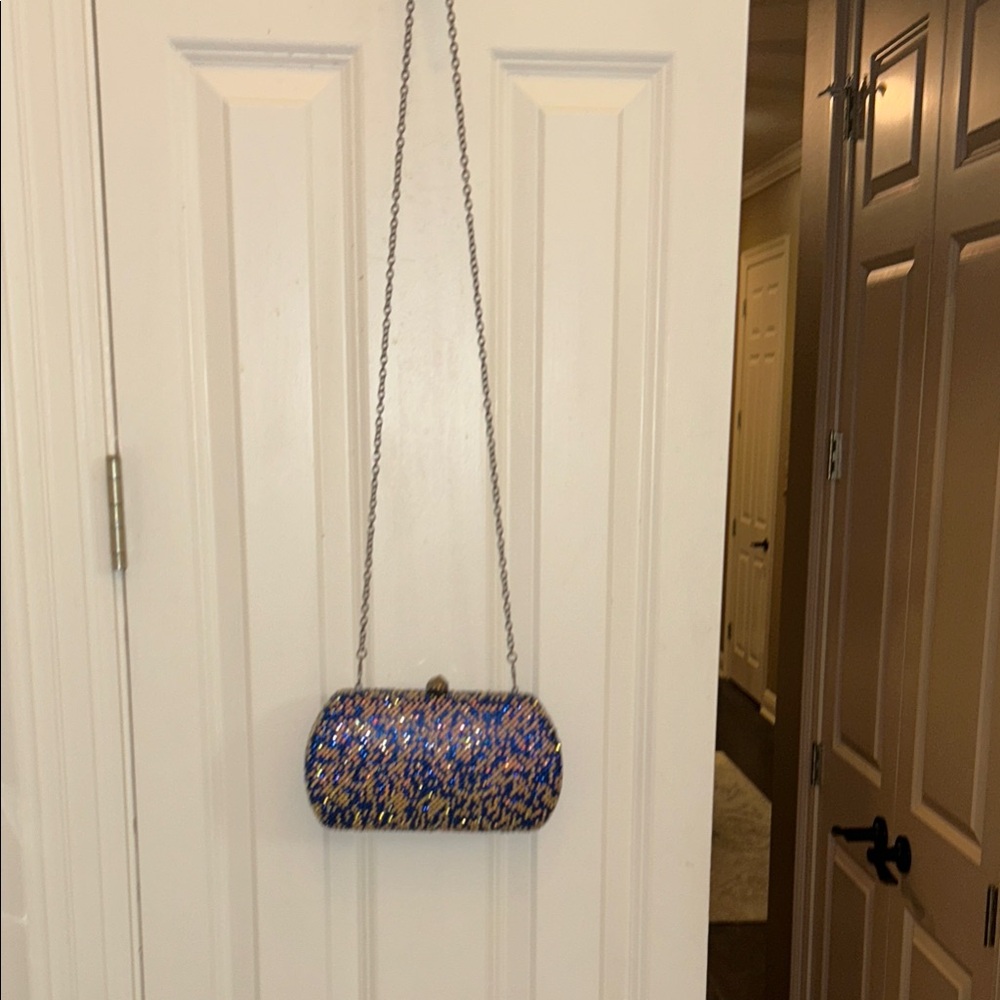 Beaded Clutch - Picture 3 of 3